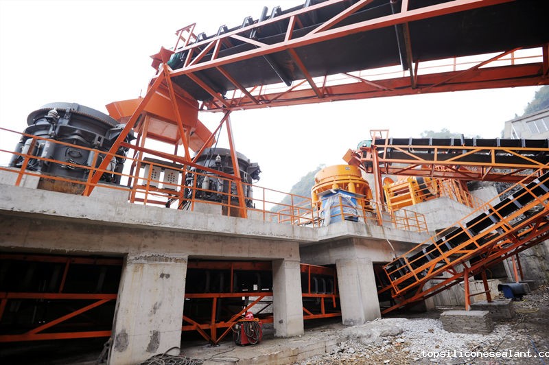 液压圆锥破碎机 液压圆锥破碎机